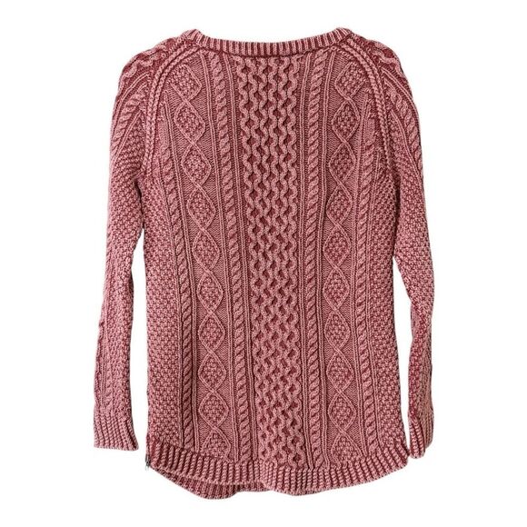 L.L. Bean Signature Womens Chunky Pink Cable Knit Fisherman Sweater Size Small - Picture 2 of 9
